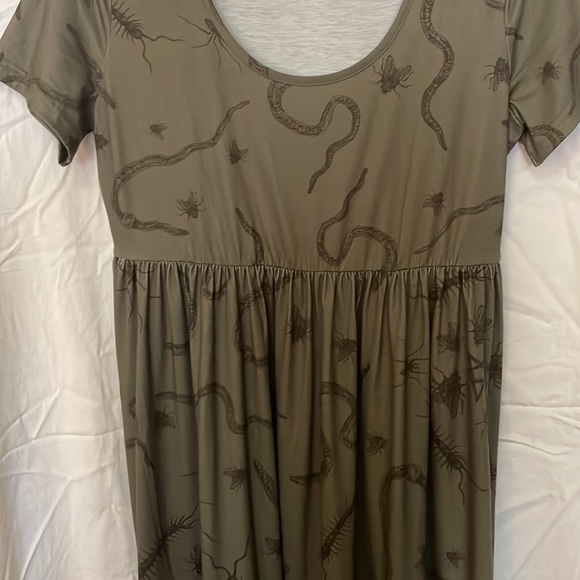 BRETT MANNING ART (@brettmanningart) “Worms and Squirms” maxi dress size large - Picture 2 of 5